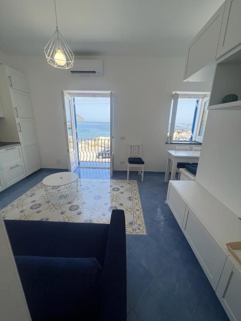 Luxury Apartments Caucich Città di Lipari Esterno foto